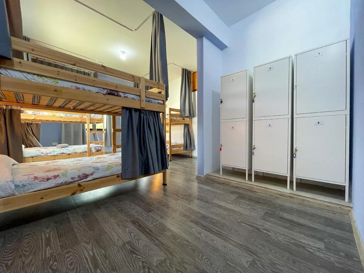 House Of Nissus Hostel Ayía Nápa