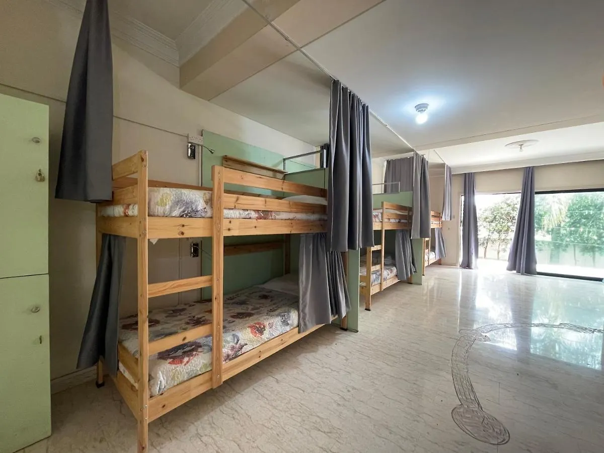 איה נאפה House Of Nissus Hostel  איה נאפה