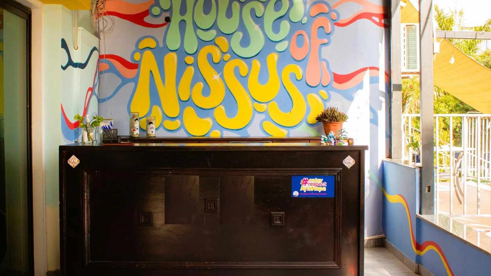 איה נאפה House Of Nissus Hostel
